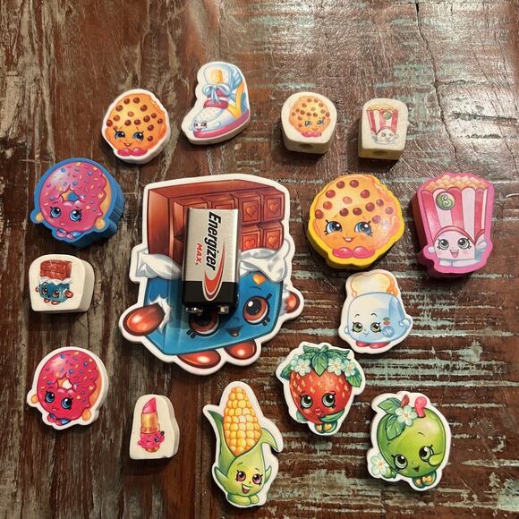 Lot Of 15 2013 Shopkins Erasers Various Sizes And Styles - Picture 2 of 8
